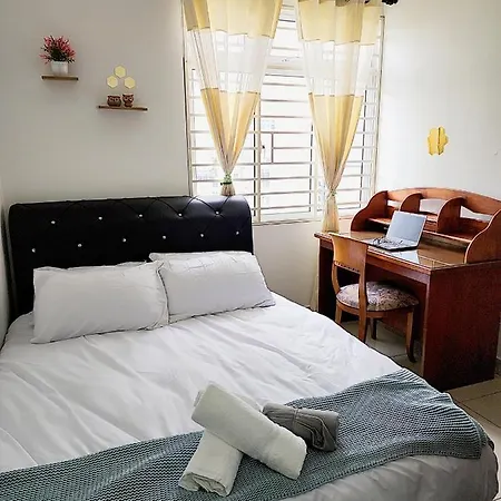 Putrajaya Dwiputra 6 Plus 1 Pax Blissful Fully Air-Con Suite Exterior photo