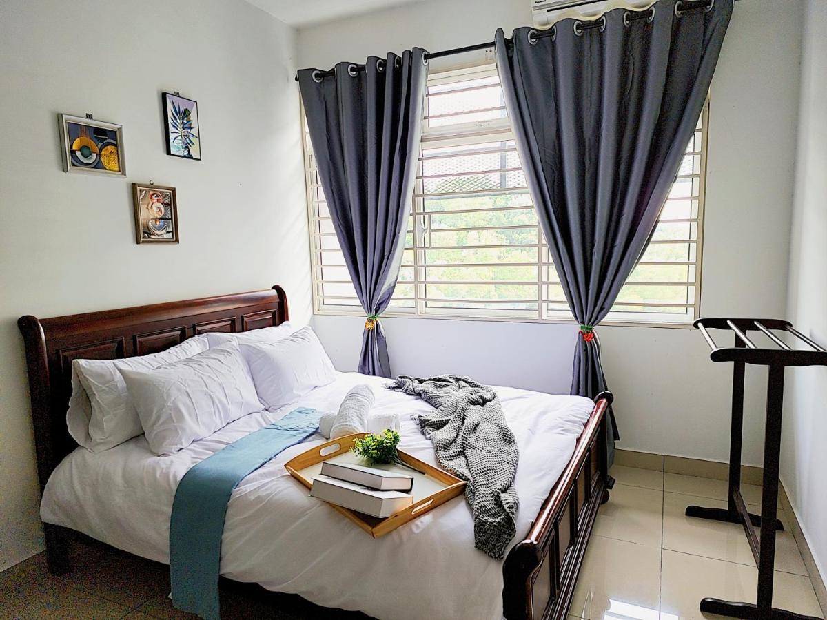 Apartment Dwiputra 6 1 Pax Blissful Fully Air-con *