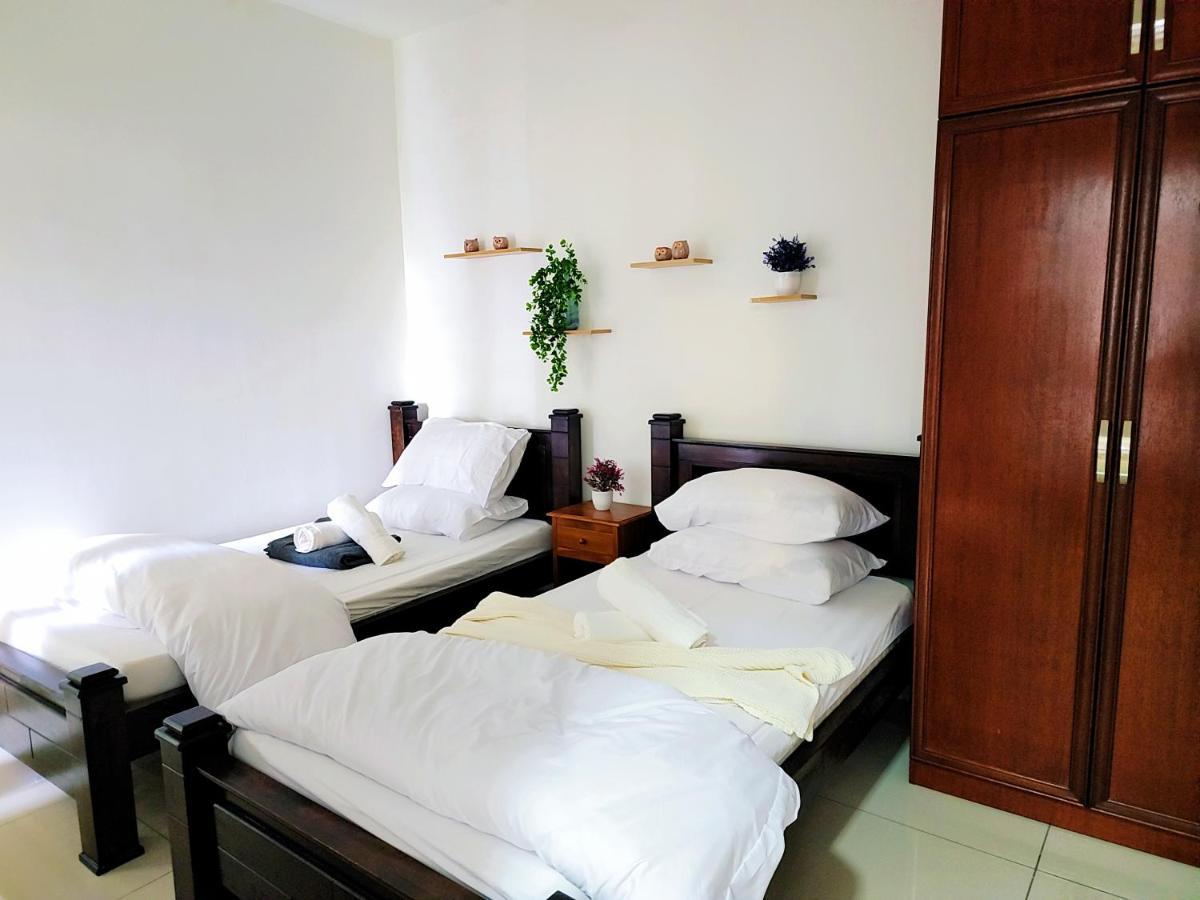 Apartment Dwiputra 6 1 Pax Blissful Fully Air-con *
